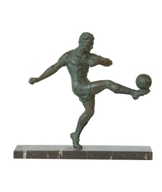 FOOTBALL. BRONZE. PATINE VERT. Vers 1930