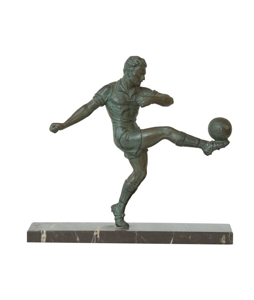 FOOTBALL. BRONZE. PATINE VERT. Vers 1930