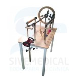 Mesa ejercicios de manos y tendones cromada.