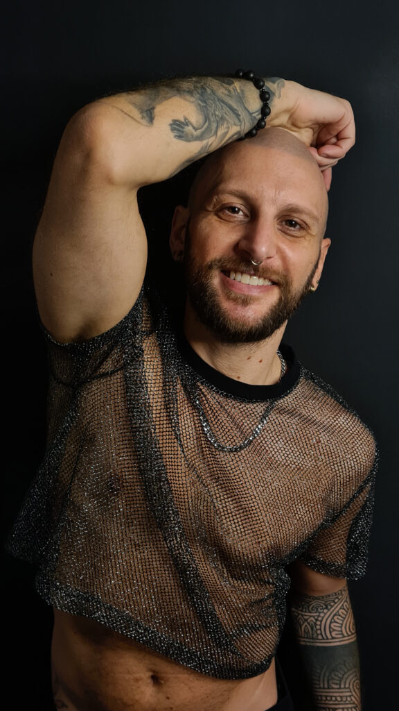 Max es un tatuador con más de 10 años de experiencia y fundador de The Cube Tattoo lab